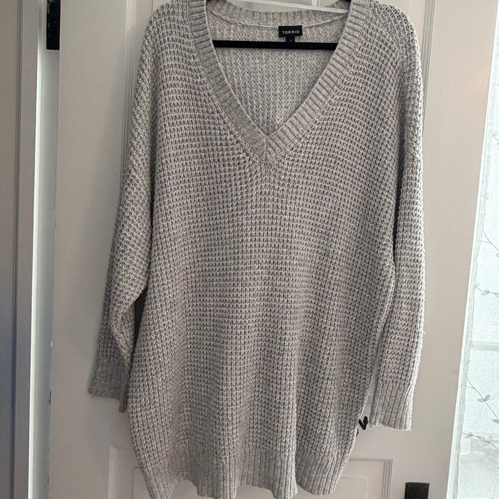 Oversized Gray Knit Sweater